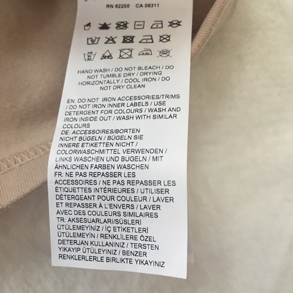 LAST ONE NWT Puma Fenty Cropped Top - Picture 5 of 7